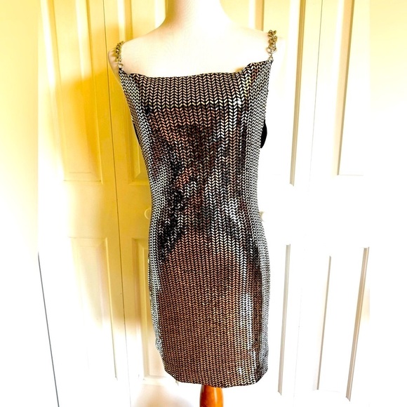 VENUS Dresses & Skirts - NEW VENUS Black/Silver Metallic Chain Straps Tank Dress M NWOT